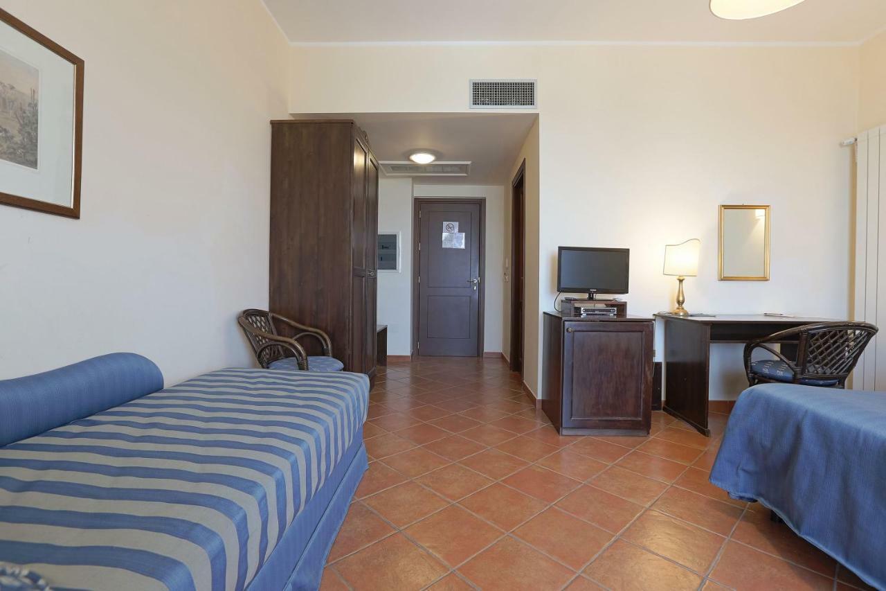 Pigna D'Oro Country Hotel Santo Stefano Quisquina Екстер'єр фото
