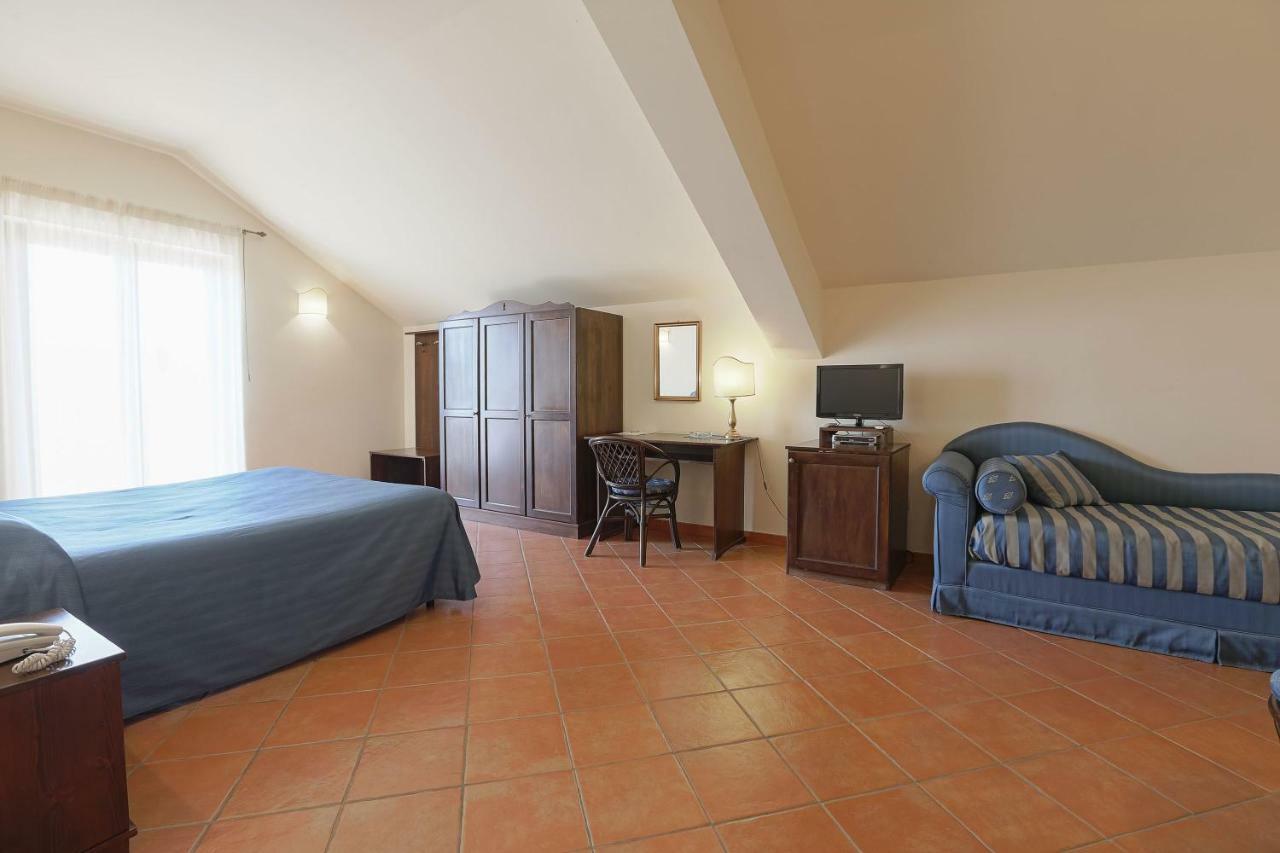 Pigna D'Oro Country Hotel Santo Stefano Quisquina Екстер'єр фото