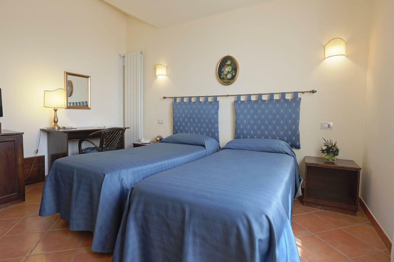 Pigna D'Oro Country Hotel Santo Stefano Quisquina Екстер'єр фото