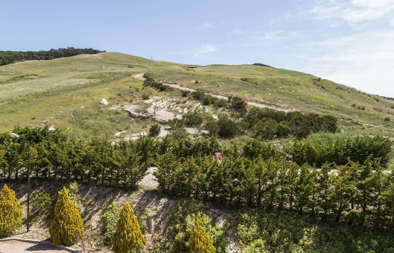 Pigna D'Oro Country Hotel Santo Stefano Quisquina Екстер'єр фото