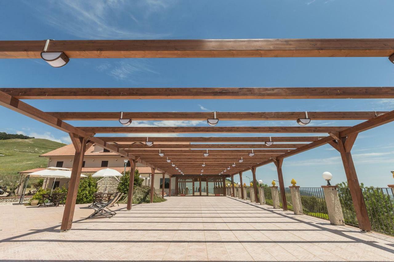 Pigna D'Oro Country Hotel Santo Stefano Quisquina Екстер'єр фото