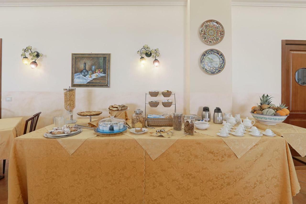 Pigna D'Oro Country Hotel Santo Stefano Quisquina Екстер'єр фото